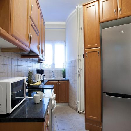 Comfortable Apartment At The Foot Of The Odeon Of Herodes Atticus Athen Exterior foto