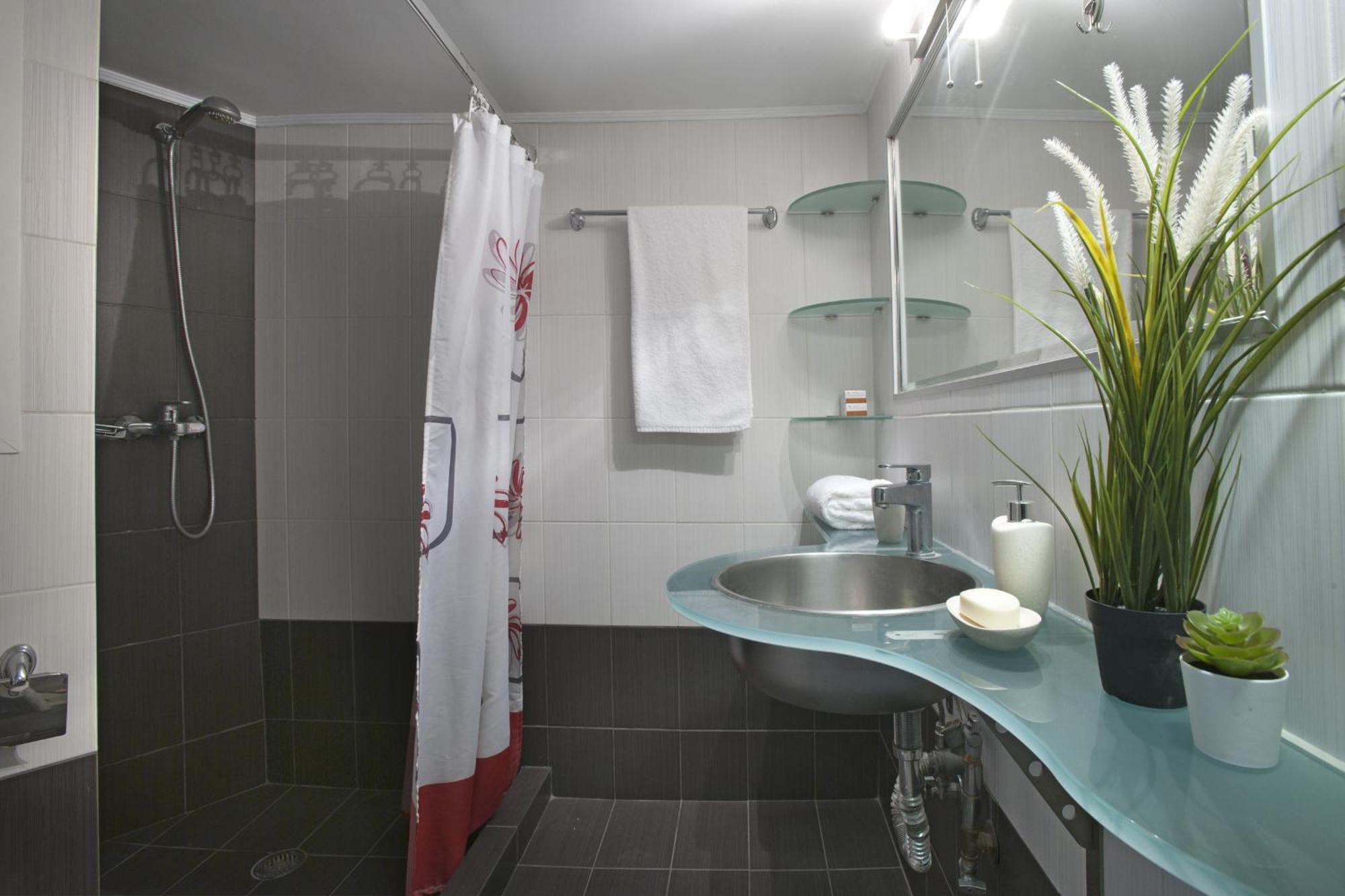 Comfortable Apartment At The Foot Of The Odeon Of Herodes Atticus Athen Exterior foto